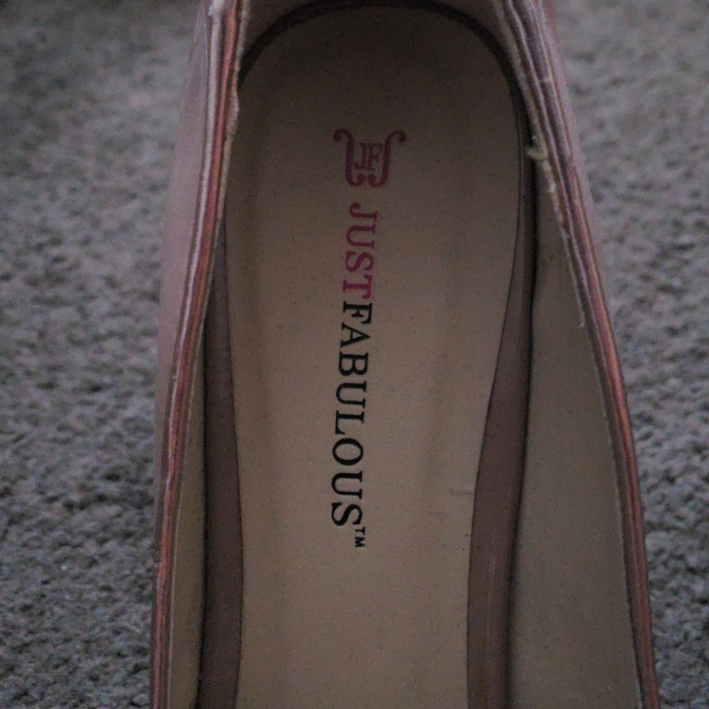 Justfab